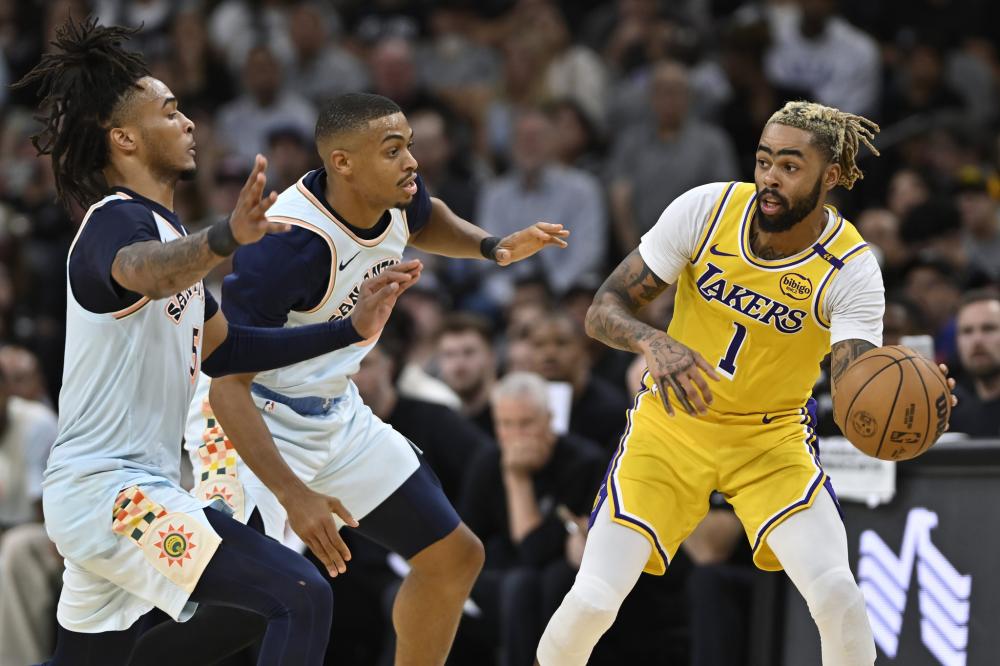 阿森纳凭借 阿森纳凭借