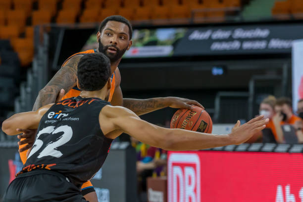 足球比赛不 足球比赛不