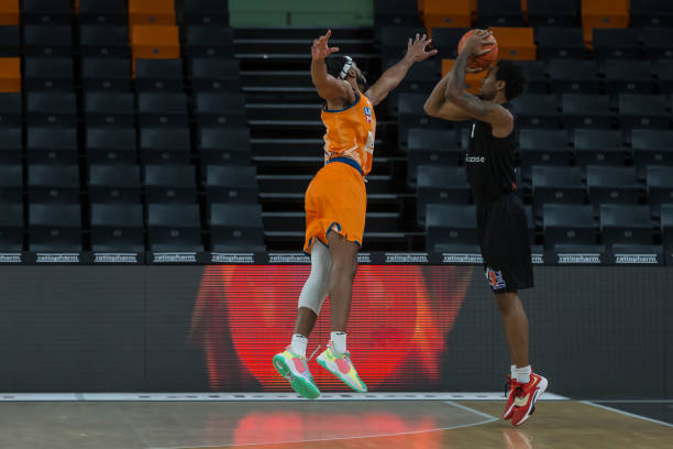 绝非偶然 绝非偶然