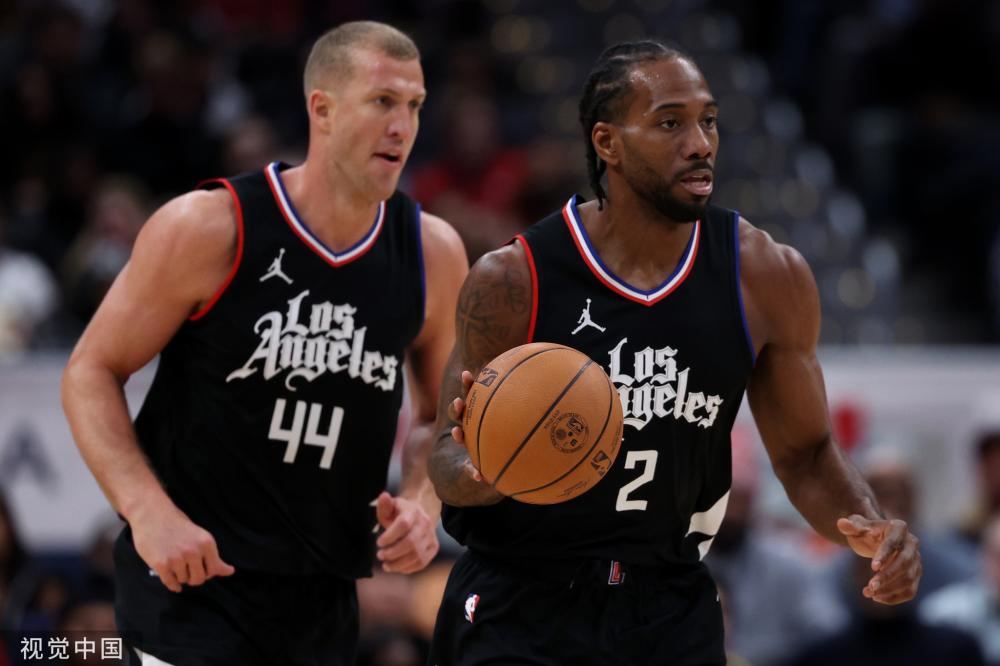 他始终保持 他始终保持